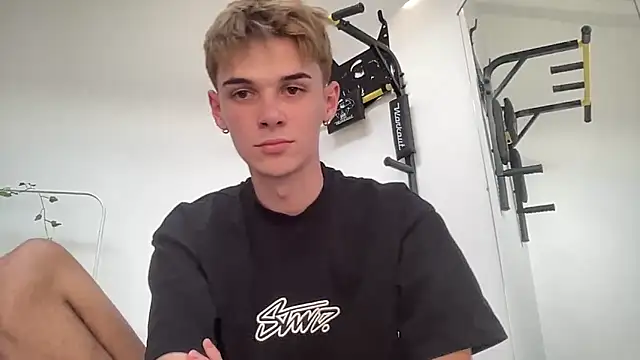 Milk Guy online show from September 16, 2025, 3:02 pm