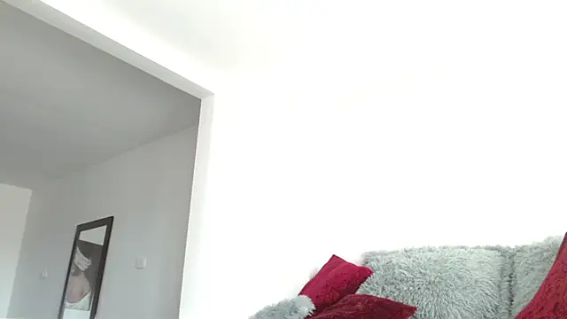 Snapshot of caroline_spanky chatting on December 21, 2025, 12:23 pm caroline spanky online show from December 21, 2025, 12:23 pm