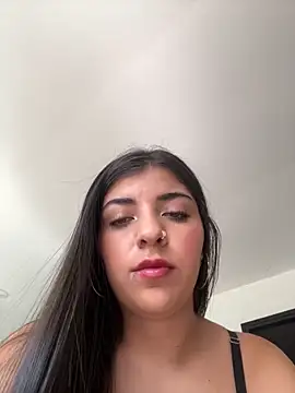 Isaa-Sweet online show from October 9, 2025, 2:04 pm