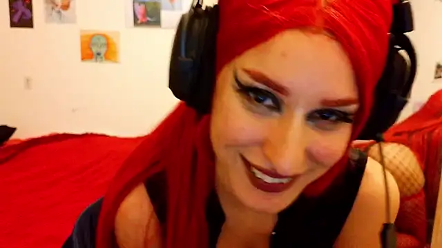 Snapshot of kendrafarq chatting on May 28, 2026, 5:16 am kendrafarq online show from May 28, 2026, 5:16 am