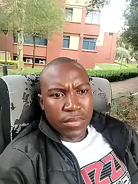 Snapshot of shebeshid chatting on January 17, 2026, 4:11 pm shebeshid online show from January 17, 2026, 4:11 pm