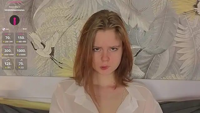 JulietteRain online show from October 18, 2025, 4:19 pm