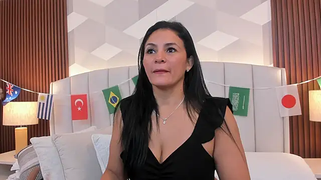 Mommy Naughty online show from July 20, 2026, 11:12 am