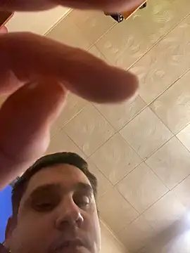 Snapshot of Bear_Beer130 chatting on February 12, 2026, 3:18 pm Bear Beer130 online show from February 12, 2026, 3:18 pm