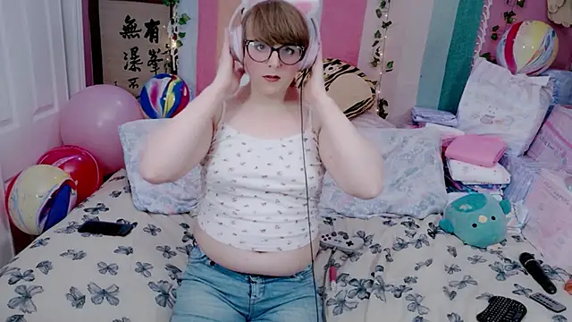 Maddy cat 91 online show from March 19, 2026, 1:26 pm