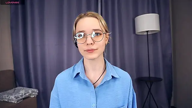 EdaKirkIin online show from September 11, 2025, 4:18 pm