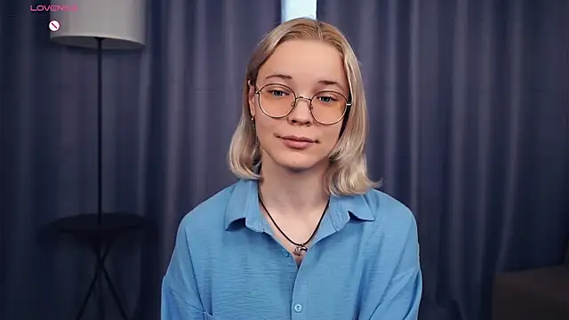 EdaKirkIin online show from October 6, 2025, 6:33 am