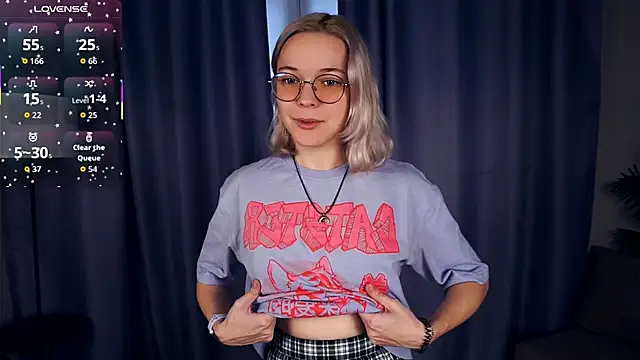 EdaKirkIin online show from October 28, 2025, 5:33 am