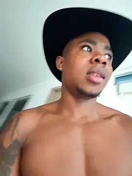 liambolt online show from October 2, 2025, 10:06 pm