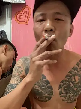 XLJjjjjjjjjjj online show from February 8, 2026, 6:33 pm