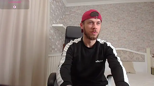 JonahShaw online show from April 20, 2026, 4:04 am