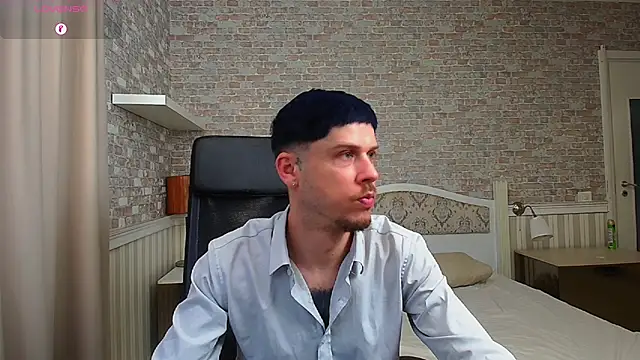 Snapshot of JonahShaw chatting on May 11, 2026, 4:51 am JonahShaw online show from May 11, 2026, 4:51 am