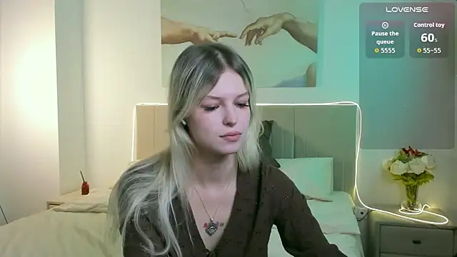 Lisa Blossom online show from September 17, 2025, 6:04 am