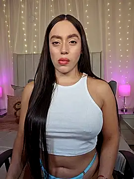 AriadnaTaylor online show from February 17, 2026, 6:47 pm