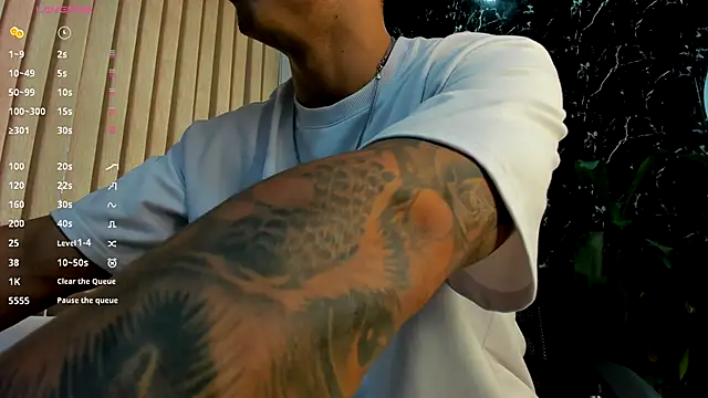 Alexander ferre online show from October 6, 2025, 2:25 pm