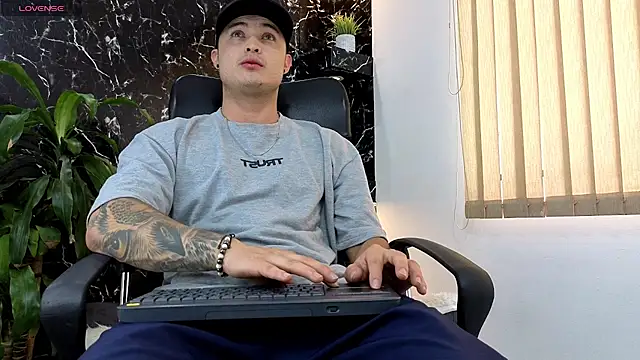 Alexander ferre online show from March 7, 2026, 2:58 pm