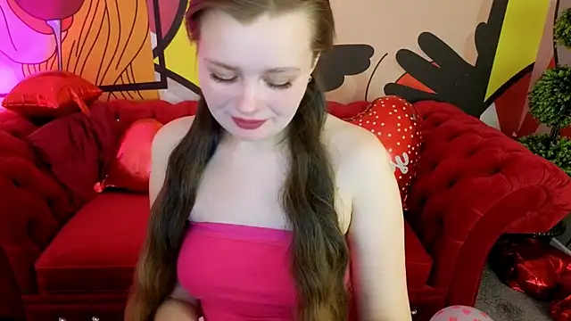 Snapshot of RedDoll_ chatting on February 8, 2026, 6:06 am RedDoll online show from February 8, 2026, 6:06 am