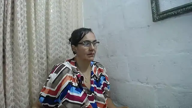 gabbyparker  online show from February 20, 2026, 9:43 am