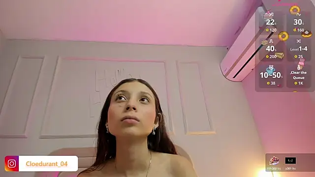 Snapshot of Cloedurant chatting on July 5, 2026, 8:49 pm Cloedurant online show from July 5, 2026, 8:49 pm