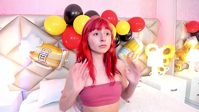 dafnne hall online show from September 27, 2025, 4:06 am