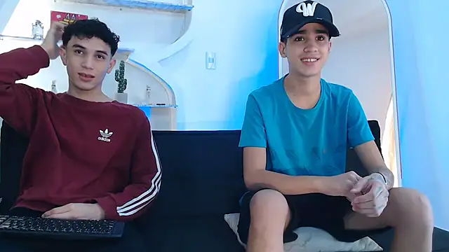 THREE GUYS HOT online show from October 18, 2025, 7:25 pm