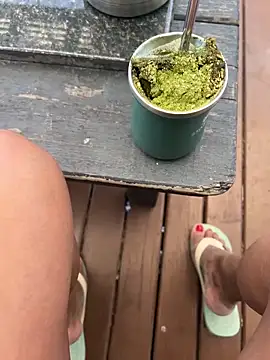 ju muniz01 online show from October 20, 2025, 8:42 pm