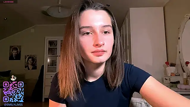 DarlineBrustera online show from December 21, 2025, 2:35 pm