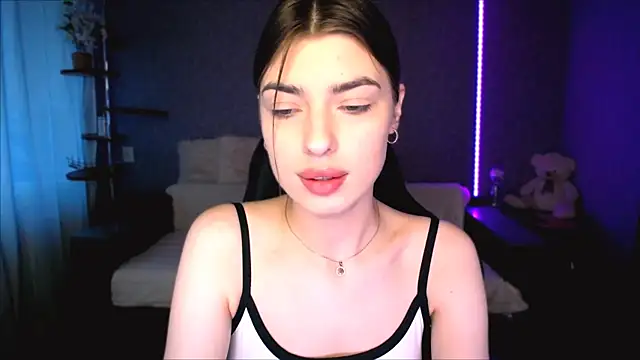 Dianaa Lee0 online show from June 18, 2026, 3:38 pm