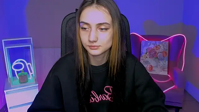 Snapshot of olivianorton chatting on November 5, 2025, 1:11 pm olivianorton online show from November 5, 2025, 1:11 pm