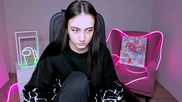 Snapshot of olivianorton chatting on November 16, 2025, 5:51 pm olivianorton online show from November 16, 2025, 5:51 pm