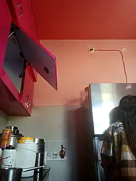 hotshreya69 online show from October 19, 2025, 8:26 am