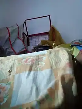 hotshreya69 online show from November 3, 2025, 10:16 am