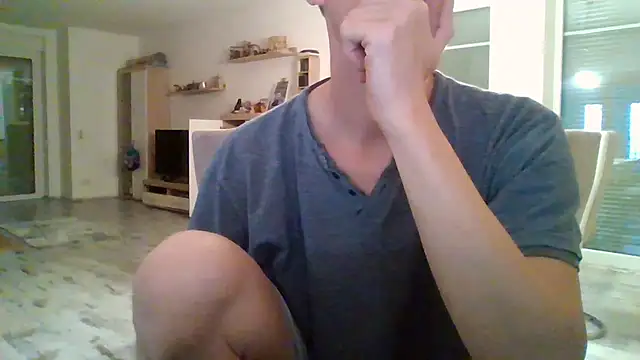 Snapshot of Trockenbau chatting on June 4, 2026, 6:25 pm Trockenbau online show from June 4, 2026, 6:25 pm