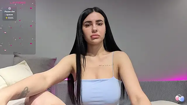 Mary  foxy online show from April 3, 2026, 9:13 pm