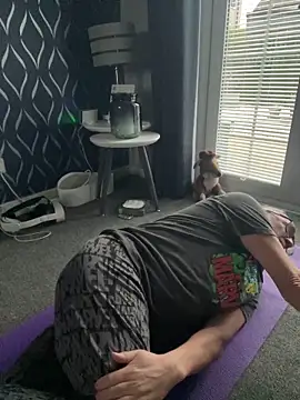 naughtygrandad1 online show from April 9, 2026, 6:13 am