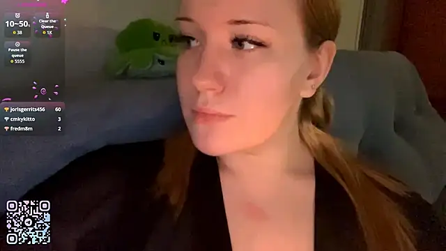 PandaFluff online show from March 4, 2026, 9:10 pm