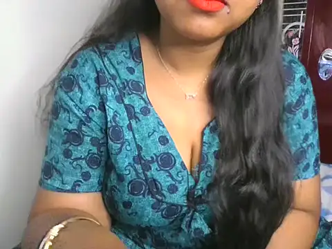 its me Rashmi online show from October 7, 2025, 5:04 am