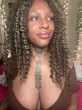 MistiSavannah online show from February 14, 2026, 1:08 pm