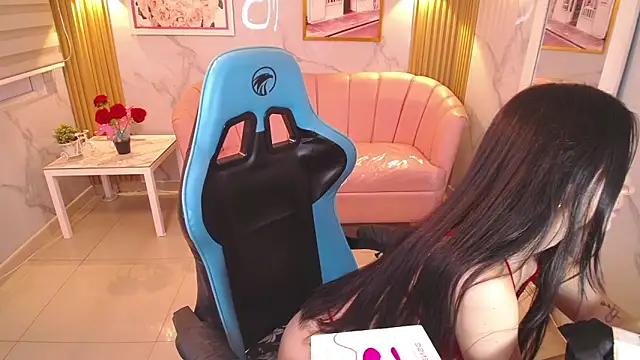 angel09 a  online show from November 13, 2025, 12:48 pm