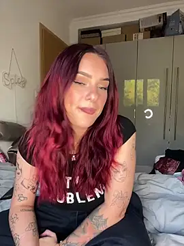 OliviaaFischer online show from April 20, 2026, 5:48 pm