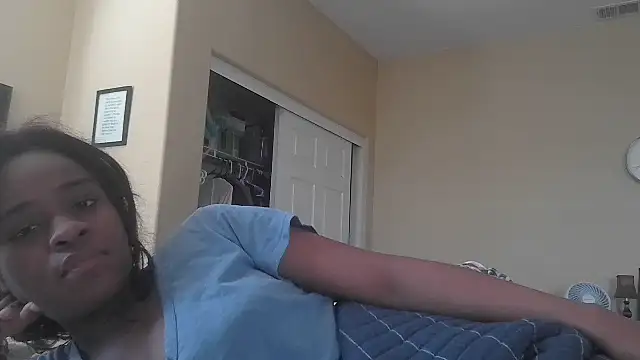 Marlowlovee online show from July 10, 2026, 9:39 pm