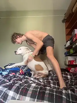 landen432 online show from September 23, 2025, 2:53 pm