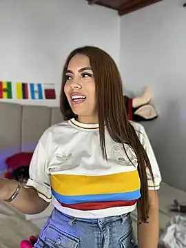 Snapshot of SaraMartinez_1 chatting on July 7, 2026, 8:13 pm SaraMartinez 1 online show from July 7, 2026, 8:13 pm