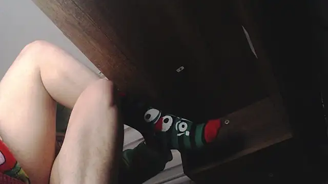 miss carmila1 online show from December 4, 2025, 2:32 am