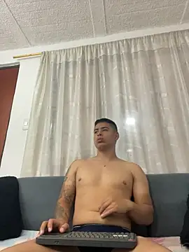 miaftmax online show from September 20, 2025, 2:40 pm