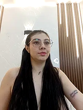 CarolinaMejia online show from September 24, 2025, 1:58 pm