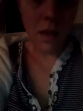 Cassandrina1 online show from November 19, 2025, 4:45 am