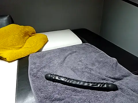 slavic boy 39 online show from October 6, 2025, 10:40 pm