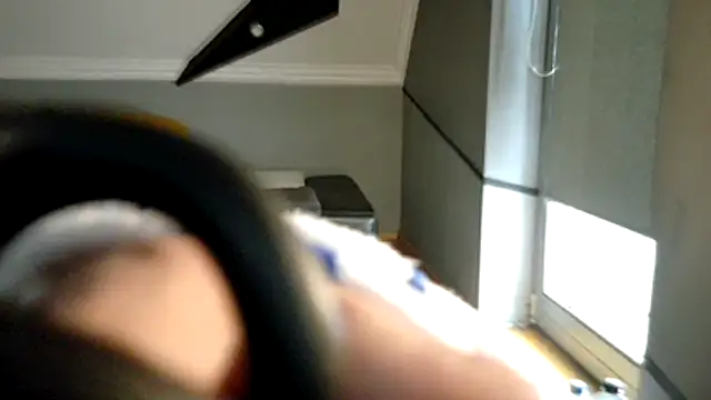 slavic boy 39 online show from November 17, 2025, 10:21 am