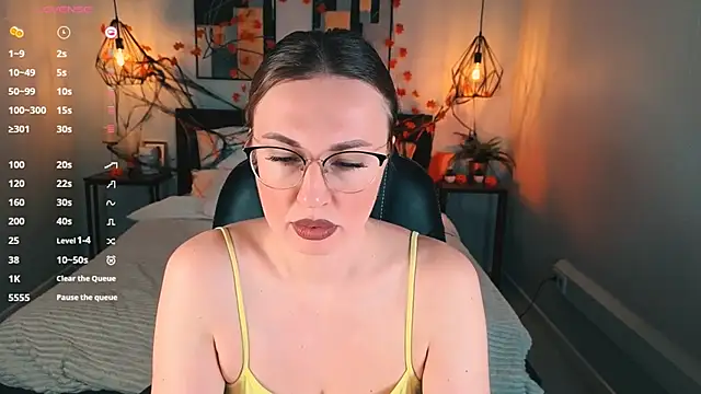 Lexi terele online show from October 18, 2025, 6:37 am